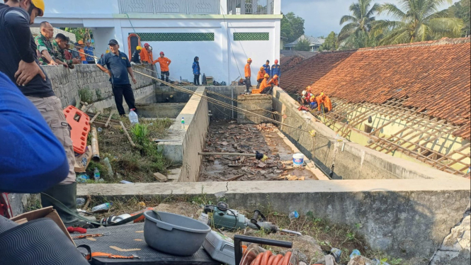Lokasi longsor akibatkan robohnya tandon air di  Gontor Darul Qiyam Magelang