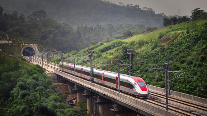Kereta cepat Whoosh