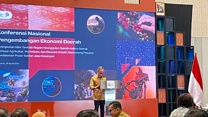 Ketua Dewan Komisioner Otoritas Jasa Keuangan (OJK), Mahendra Siregar