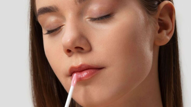 Ilustrasi Lip Gloss