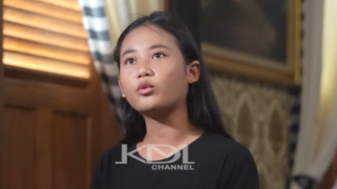 Aura Cinta gadis Bekasi yang kritik kebijakan Dedi Mulyadi