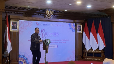 Plt. Kepala Departemen Literasi, Inklusi Keuangan dan Komunikasi OJK, M. Ismail Riyadi