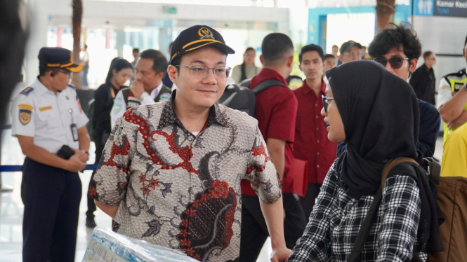 Mochamad Herviano, Anggota Komisi V DPR RI F-PDIP