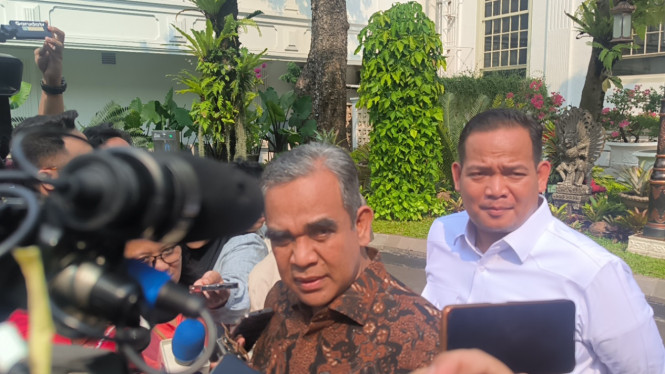 Wakil Ketua MPR sekaligus Sekjen Partai Gerindra, Ahmad Muzani di Kompleks Istana Kepresidenan, Jakarta Pusat, Selasa, 29 April 2025