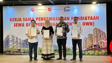 Penandatangan MoU Skema RTO antara SMF dan Adhi Grup 
