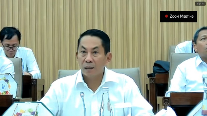Dirut Bulog Novi Helmy Prasetya