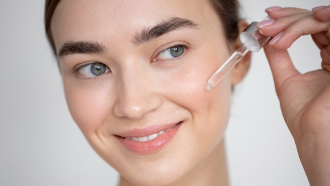 ilustrasi kandungan Hyaluronic Acid