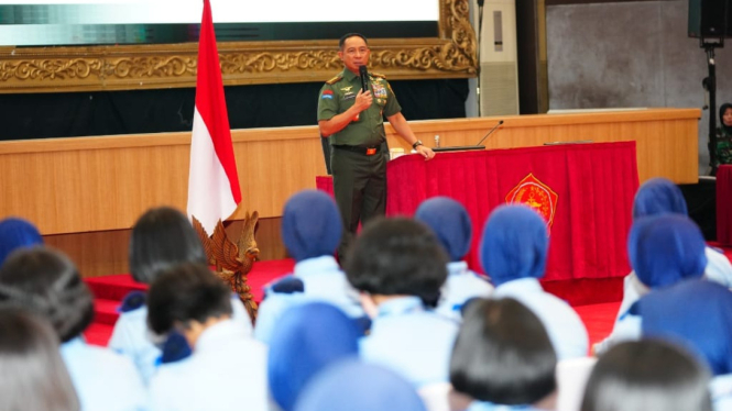 VIVA Militer: Panglima TNI Jenderal TNI Agus Subiyanto