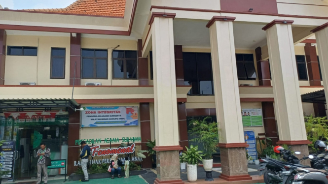 Pengadilan Agama Surabaya.