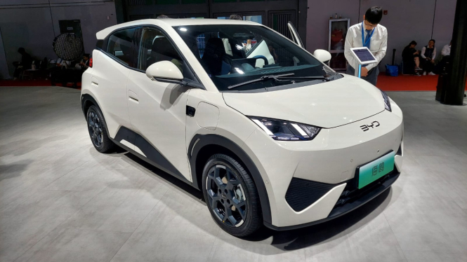Mobil listrik BYD Seagull di Shanghai Auto Show 2025