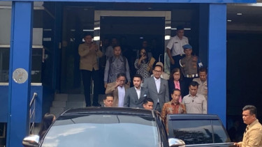 Presiden ke 7 RI, Joko Widodo membuat laporan terkait tuduhan ijazah palsu ke Polda Metro Jaya.