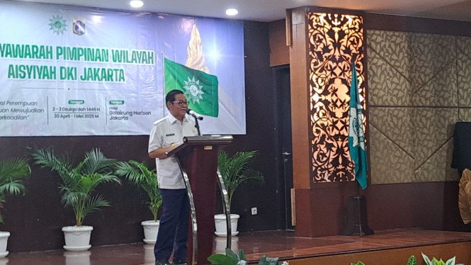 Gubernur Jakarta Pramono Anung memberikan sambutan di Hotel Balairung