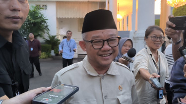 Mendikdasmen, Abdul Mu'ti di Kompleks Istana Kepresidenan, Jakarta Pusat, Rabu, 30 April 2025