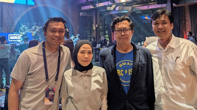 Salman Aditya kedua dari Kanan berpose Bersama ASIRI dan SELMI