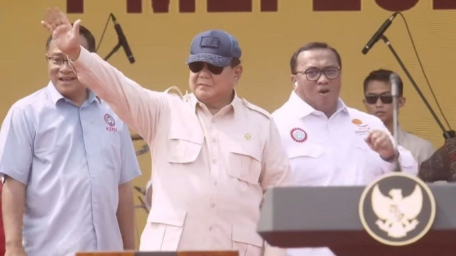 Presiden Prabowo Subianto menghadiri Hari Buruh 2025 di Monas