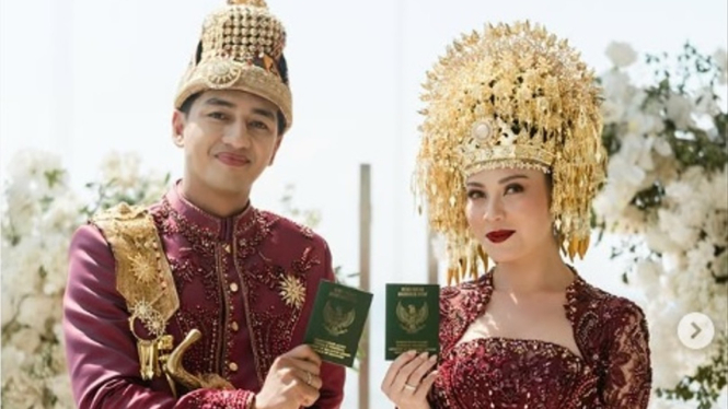Harris Vriza resmi menikah