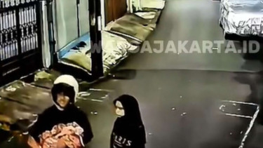 Sejoli Terekam CCTV Buang Bayi di Kawasan Pulo Gadung