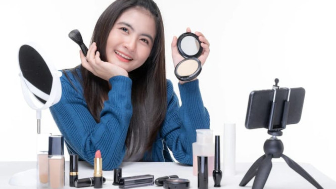 Ilustrasi tutorial makeup