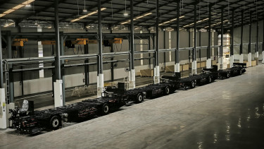 Proses Perakitan Bus Listrik di VKTR