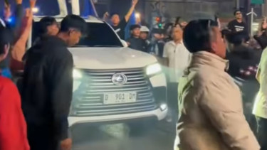 Lexus LX 600 Gubernur Jawa Barat Dedi Mulyadi