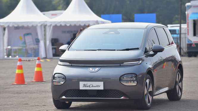 Wuling New Cloud EV