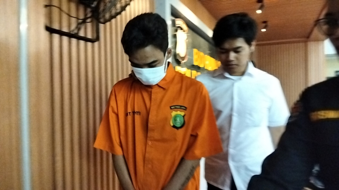 Pelaku pemerasan dengan modus video call sex ditangkap Polda Metro Jaya.