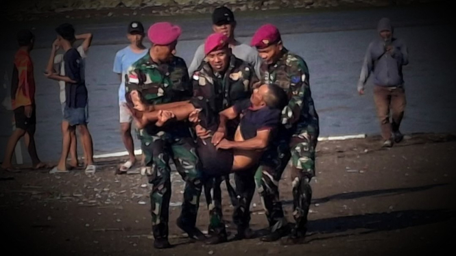 VIVA Militer: Prajurit Marinir TNI AL selamatkan Sukarno