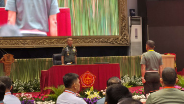 VIVA Militer: Kasum TNI Letjen TNI Richard T.H. Tampubolon buka Rakornis POM TNI