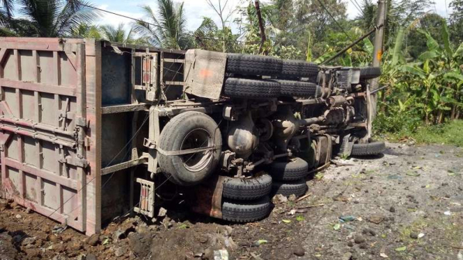 Kecelakaan truk di Purworejo Jawa Tengah