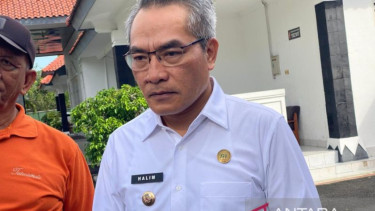 Bupati Bantul Abdul Halim Muslih