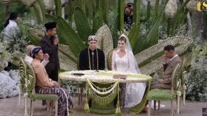 Luna Maya dan Maxime Bouttier.