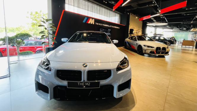 Diler BMW-MINI pertama di Indonesia resmi dibuka