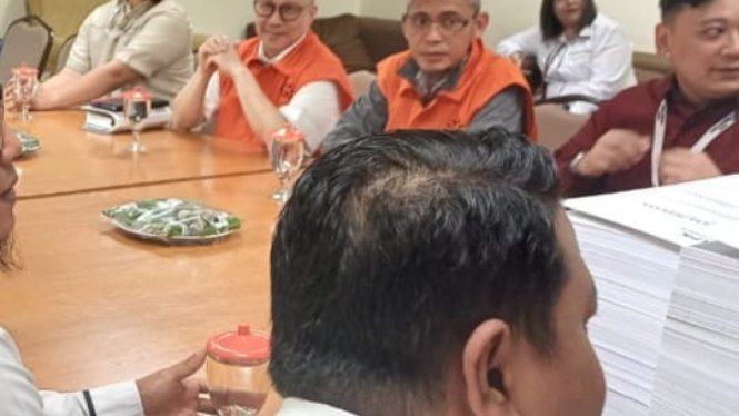 KPK Limpahkan berkas dua tersangka kasus korupsi di PT Taspen (doc. KPK)