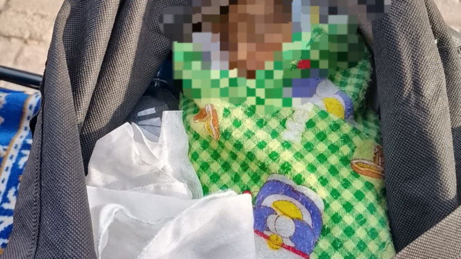 Tas berisikan mayat bayi. (istimewa/VIVA)