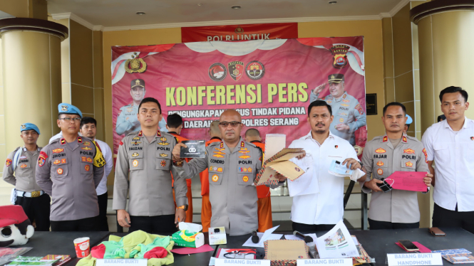 Dok. istimewa 