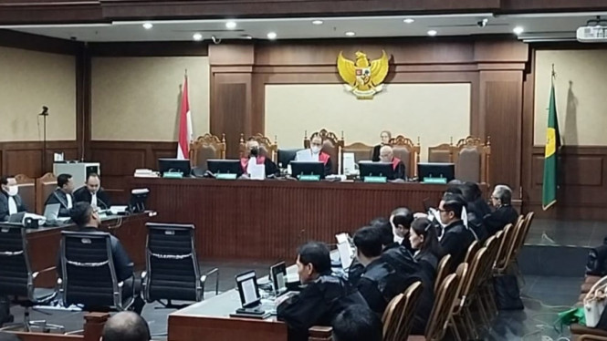 Penyidik KPK Rossa Purbo Bekti bersaksi di sidang Hasto Kristiyanto