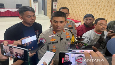 Kapolres Cirebon Kota AKBP Eko Iskandar (tengah) 