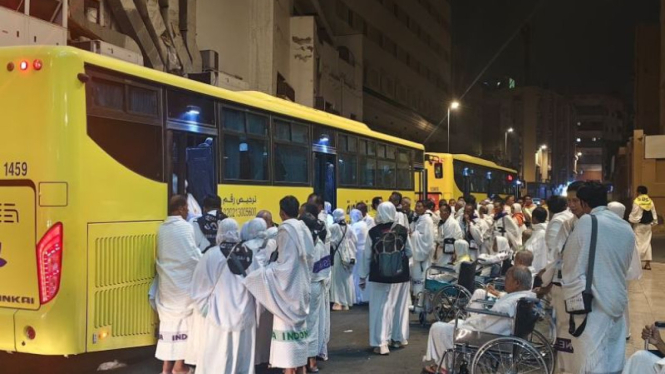 Bus Shalawat yang disiapkan PPIH bagi jemaah haji selama di Mekah