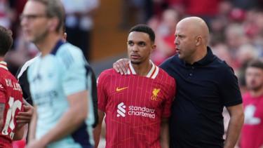Bek Liverpool, Trent Alexander-Arnold