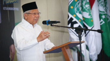 Ketua Dewan Syura DPP PKB KH. Ma'ruf Amin membuka Pendidikan Instruktur PKPB.