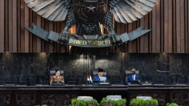 Ketua DPR RI Puan Maharani dan Presiden RI Prabowo Subianto di sidang PUIC.
