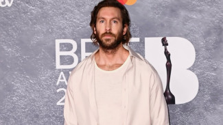 Selamat! Istri Calvin Harris Hamil Anak Pertama