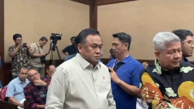 Mantan Menteri Perdagangan RI Rachmat Gobel dihadirkan menjadi saksi di persidangan kasus korupsi Tom Lembong