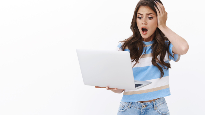 Ilustrasi laptop lemot