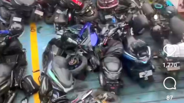 Motor rusak saat di kapal penyeberangan