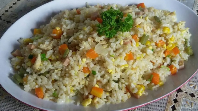 Nasi goreng Hongkong