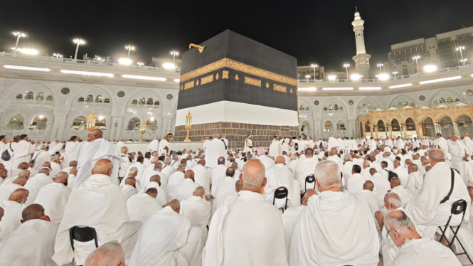 Jemaah calon haji di Masjidil Haram, Mekah, Arab Saudi