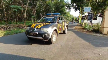 Polisi Patroli di Lokasi yang Rawan Begal Payudara di Wilayah Alas Karet, Sragen