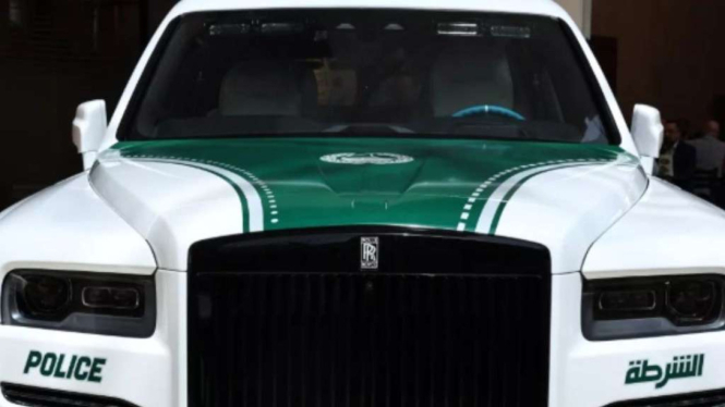 Mobil patroli di Dubai