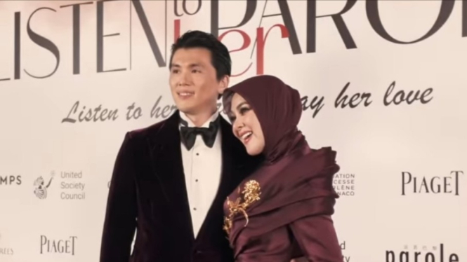 Reino Barack dan Syahrini 